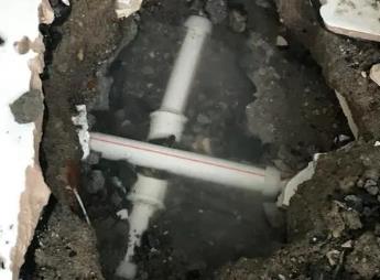 白碱滩阳台漏水维修公司为您分享楼上楼下漏水怎么处理